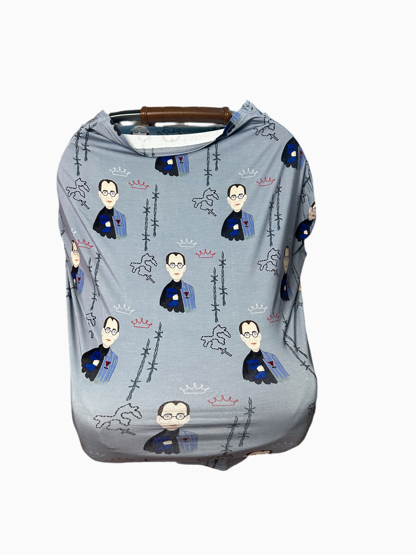 St.Maximilian car seat + nursing cover